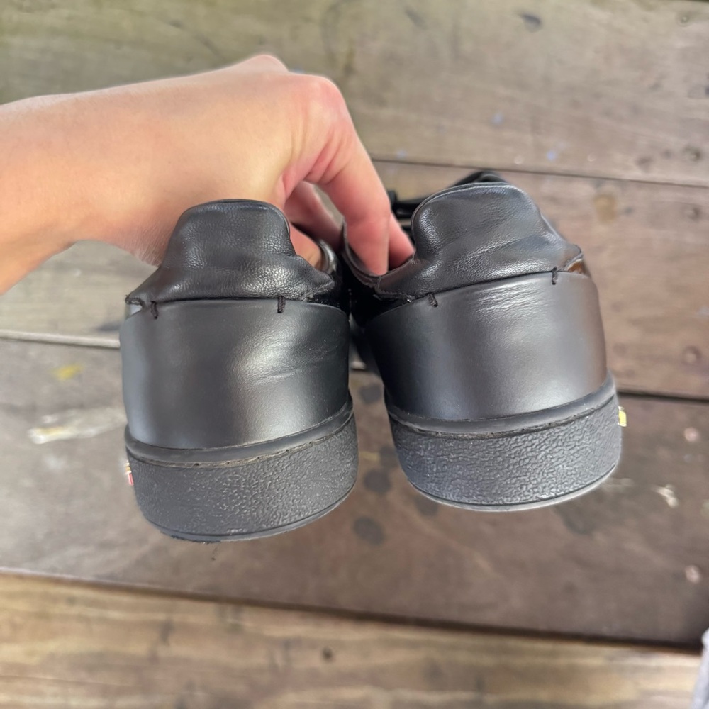 Louis Vuitton Black Patent Leather Low-Top Sneakers with Gold Eyelets - Picture 6 of 9